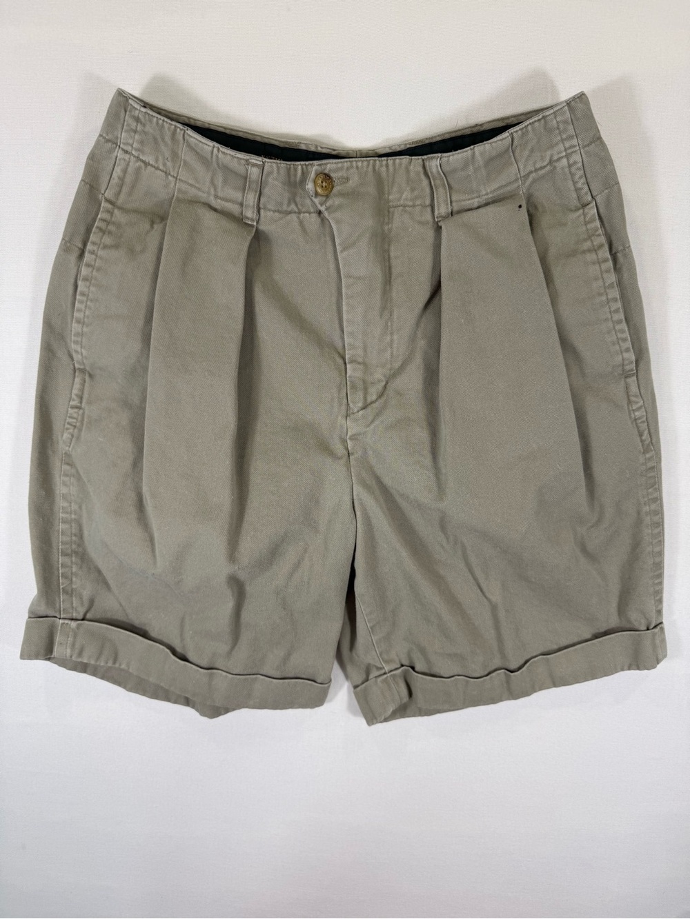 Nautica Men's Flat-Front Pleated Shorts - Light Khaki